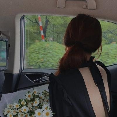 幽冥花开